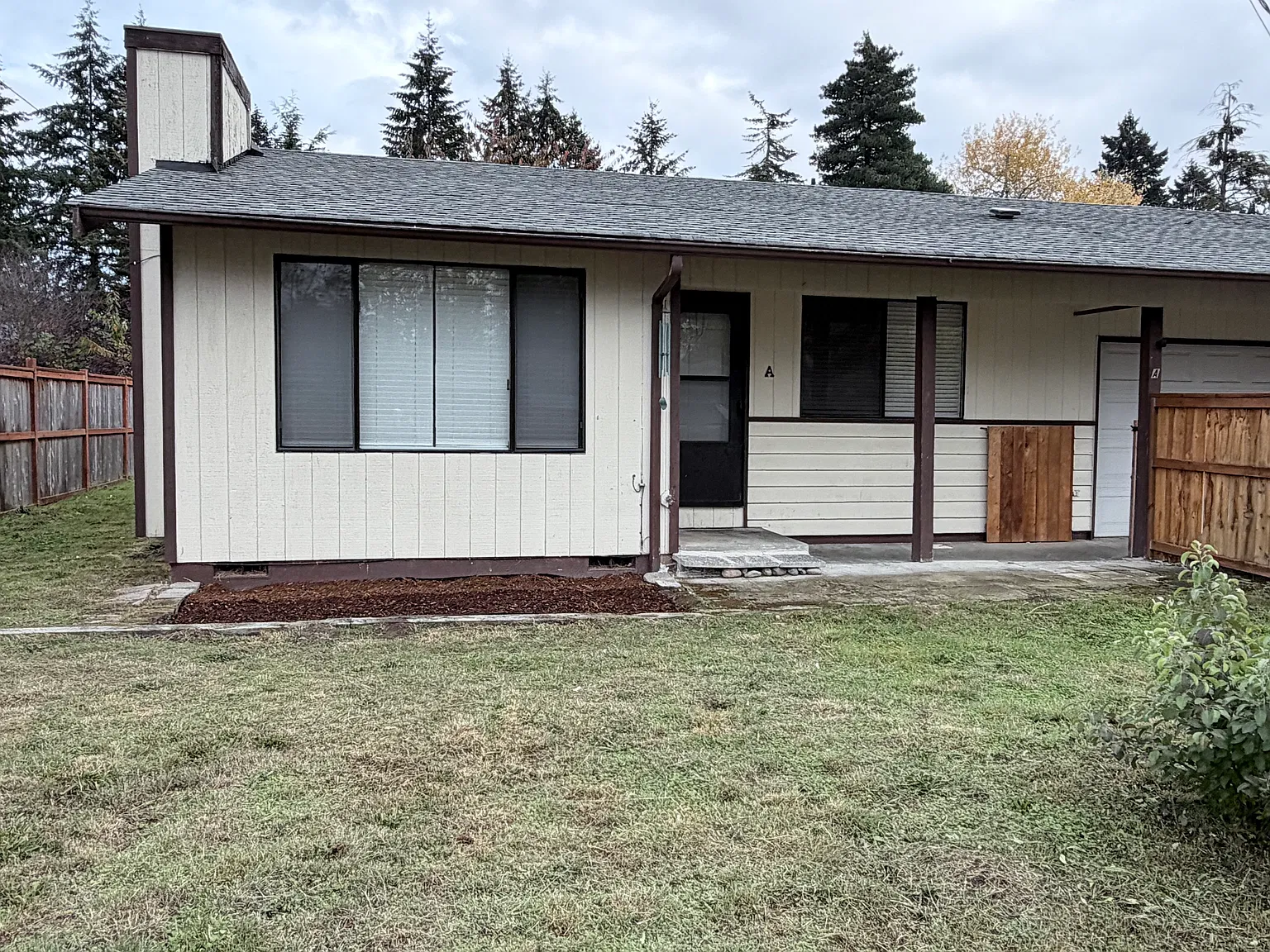 2 bed, 1200 sqft, $1,900 — Photo 1