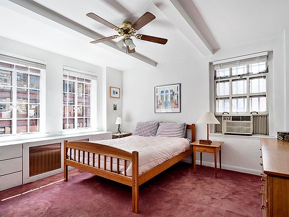 5th image of 321 E 43rd St APT 801