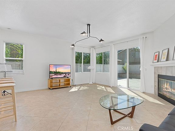 5th image of 13569 Kiwi Ave