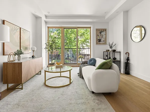 1198 Jefferson Avenue image 1 of 17