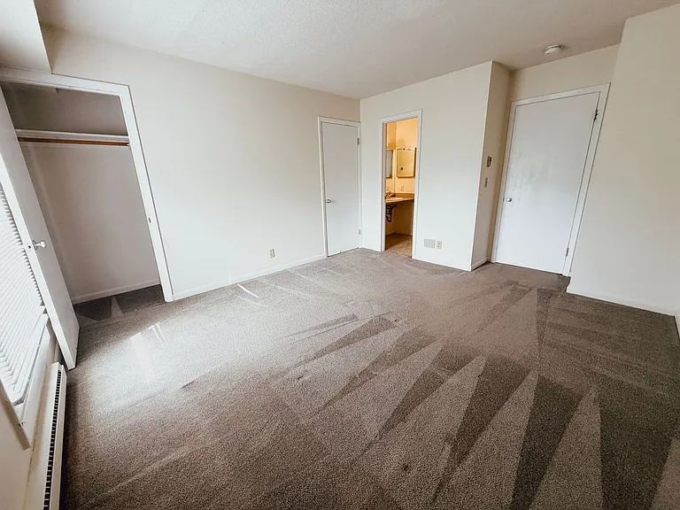 335 Ledgewood Cir #104 — Photo 9