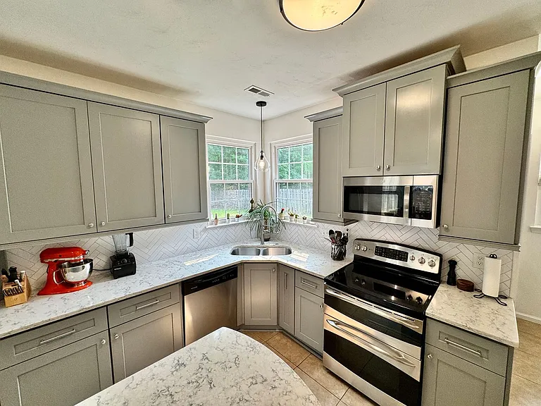 2201 Elindra Ct — Photo 13
