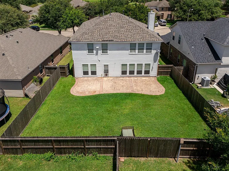2931 Silver Landing Ln — Photo 38