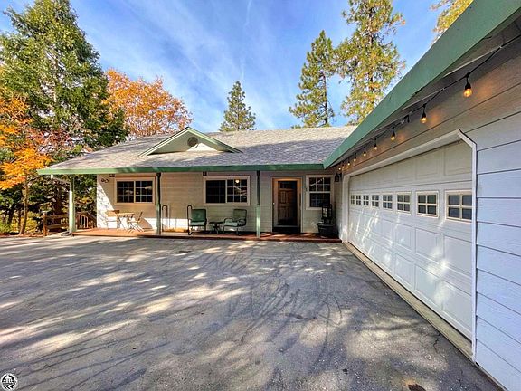 2nd image of 22636 Spruce Dr