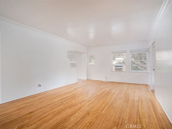 3rd image of 265 N Swall Dr