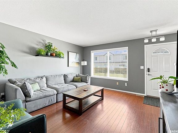 5th image of UNIT 124-663 Beckett CRESCENT