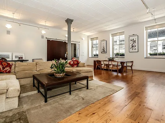 Sold by Sotheby's International Realty | media 14