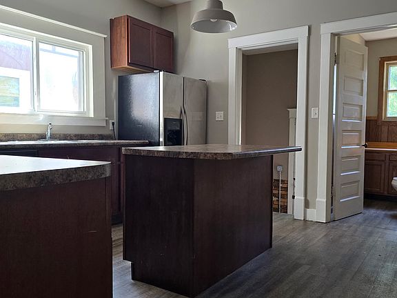 5th image of 1014 N McLean St