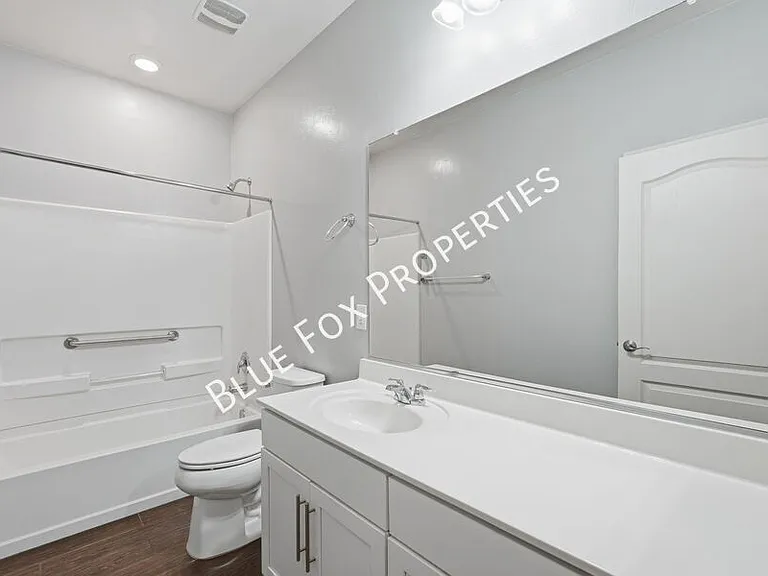 8670 N Genoa Ct — Photo 20