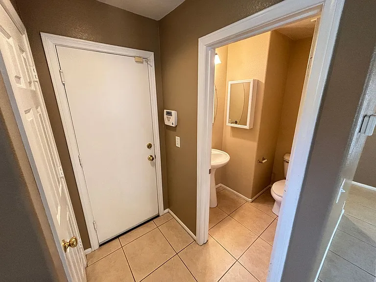 5052 Diamond Ranch Ave — Photo 14