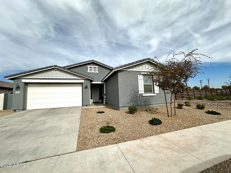 5512 W Thurman Dr — Photo 1