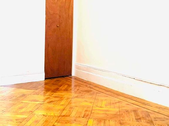 4th image of 249 W 76th St APT 3A