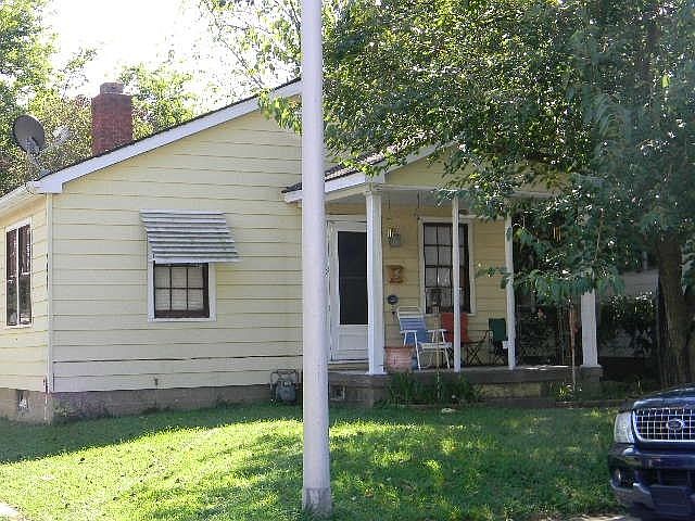 1st image of 1620 S Grand Ave
