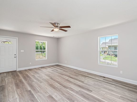 5th image of 2533 Adair Ave