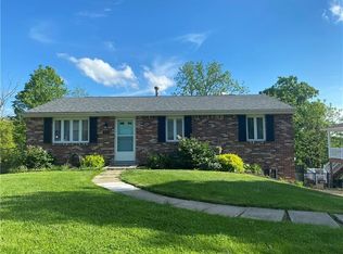 333 Ligonier Ln, New Kensington, PA 15068