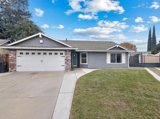 326 Burns Creek Ct, Waterford, CA 95386