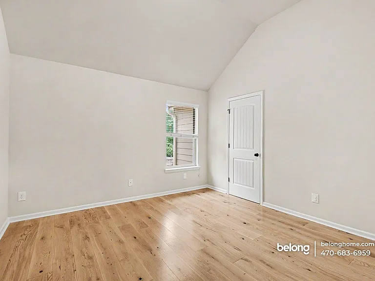 204 Manous Way — Photo 11