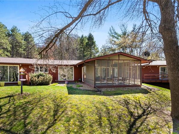 1206 Pinecrest Lane, New Richmond, WI 54017