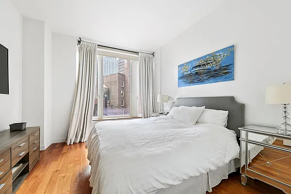 Rented by Douglas Elliman | media 4