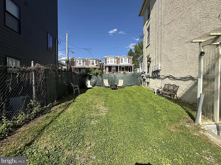 4446 Fleming St #2F — Photo 12