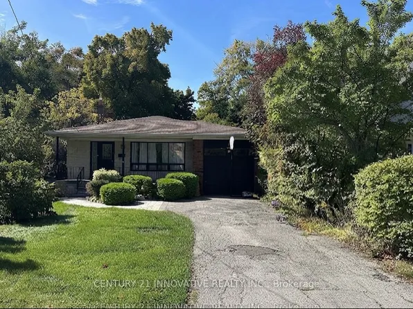 18 Larwood Blvd, Toronto, ON M1M 2M5