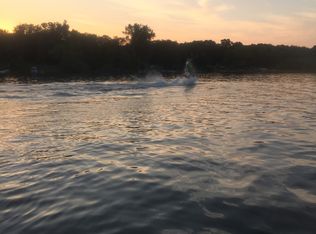 3873 Nelsey Rd, Waterford, MI 48329