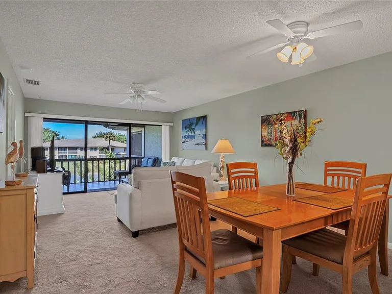 5205 Lake Village Dr #16 — Photo 9