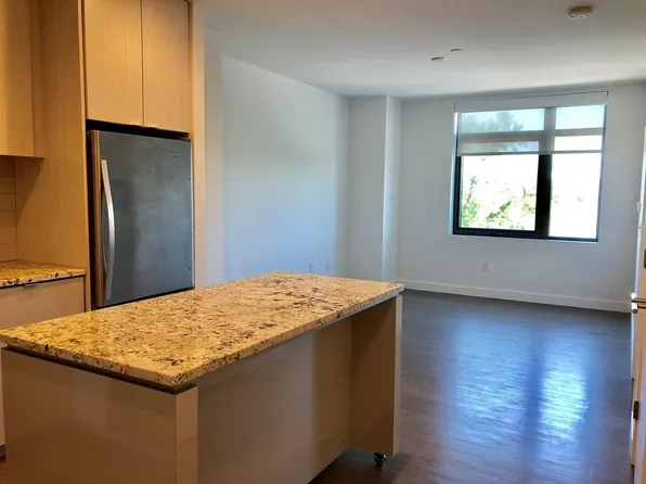 80-82 Fenwood Rd #611, Boston, MA 02115