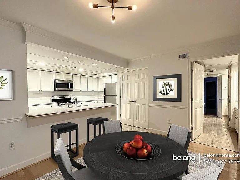 1276 N Wayne St #721 — Photo 15