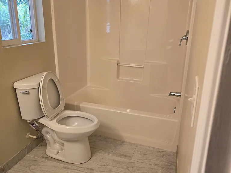 16-2052 Jewel Dr — Photo 5