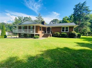 5505 Graymont Dr, Greensboro, NC 27407