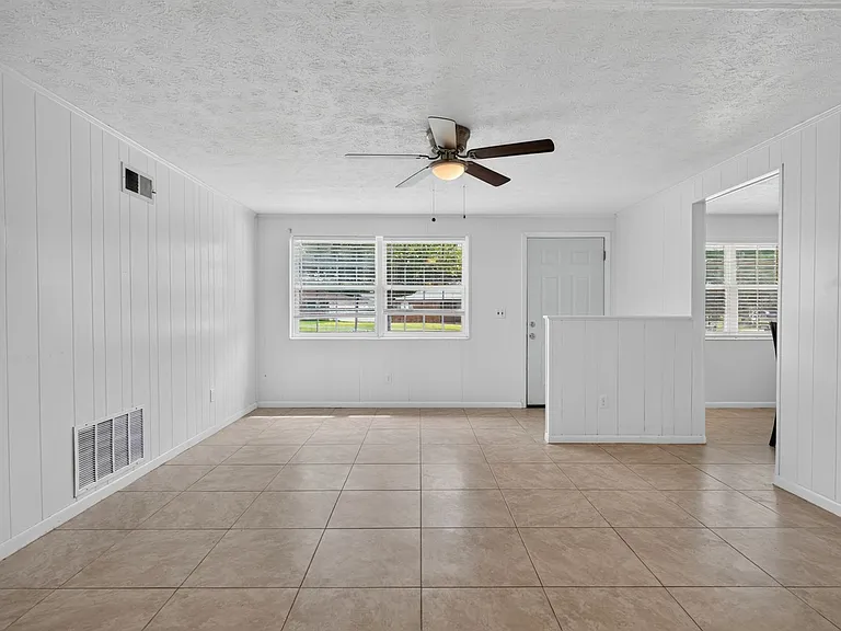 9954 Larkdale Ct — Photo 9