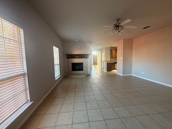 4th image of 4700 Lasso Ln