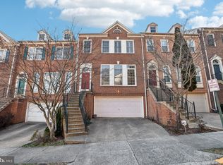 1806 Pollard Ter, Vienna, VA 22182