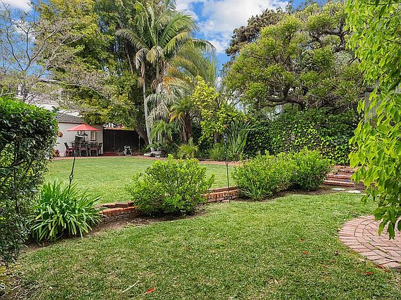 4th image of 3136 Griffith Park Blvd