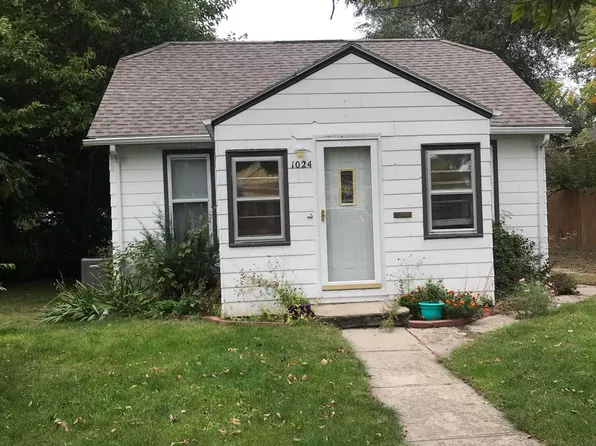 1024 E 7th Ave, Mitchell, SD 57301