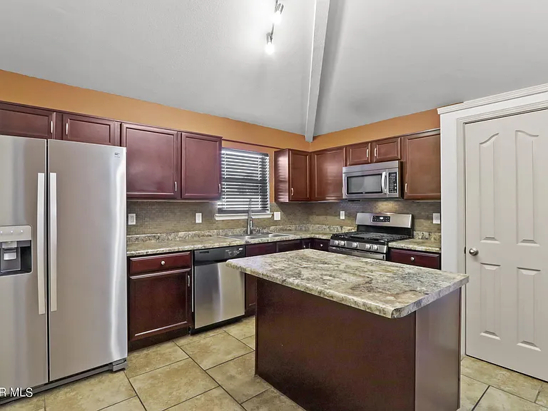 14438 Miguel Terrazas Dr — Photo 8
