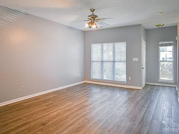 2nd image of 6450 Mallard View Ln