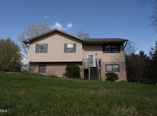 1002 Ferrell Ln, Knoxville, TN 37932
