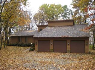 5813 Timber Creek Rd, Cedar Rapids, IA 52411