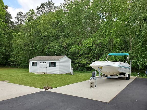 12' x 45' concrete RV/Boat