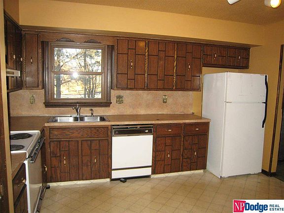 2nd image of 9826 Camden Ave