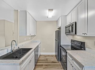 3624 Silver Oaks Way APT E, Livermore, CA 94550