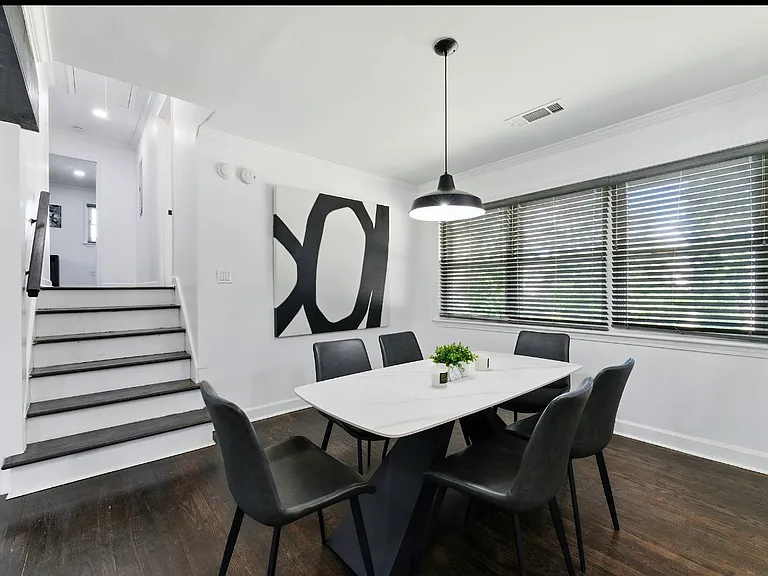 2820 Memorial Dr SE — Photo 22