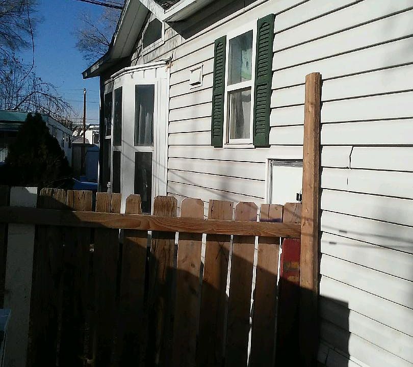 2nd image of 800 Gentry Way Trlr 39