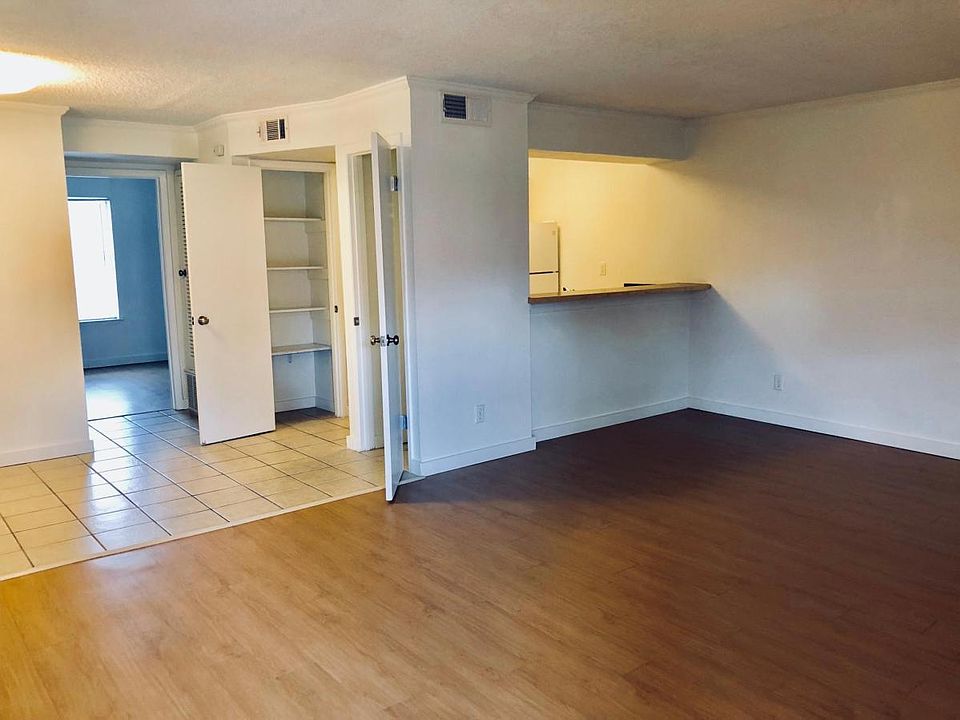 1st image of 2211 Lawnmont Ave APT 309