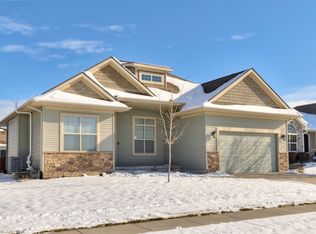 320 S 86th St, West Des Moines, IA 50266