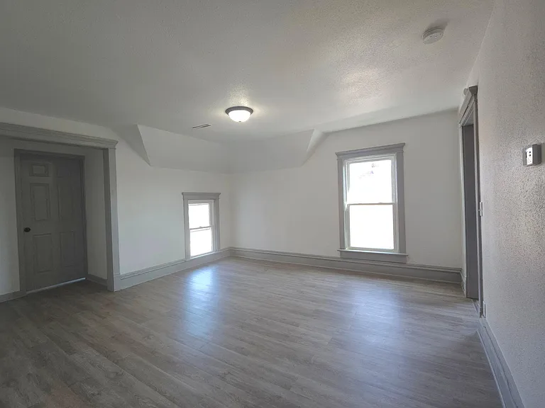 1709 Linden Ave #2 — Photo 22