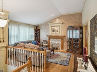 215 White Meadow Rd, Rockaway, NJ 07866