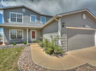 9416 Summit Mesa Dr, Fountain, CO 80817
